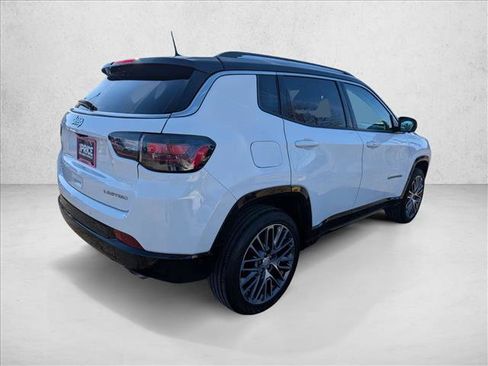 Used 2022 Jeep Compass Limited w/ Elite Group image 5