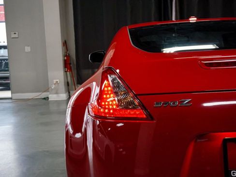 Used 2010 Nissan 370Z Touring image 65