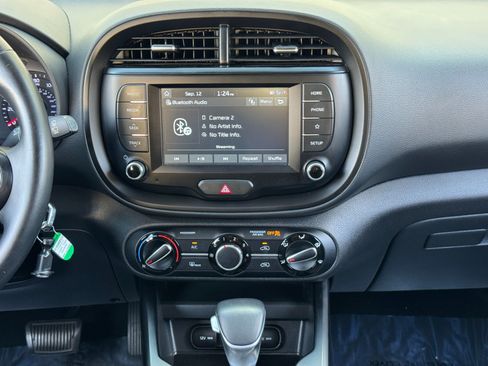 Used 2020 Kia Soul X-Line FWD image 21