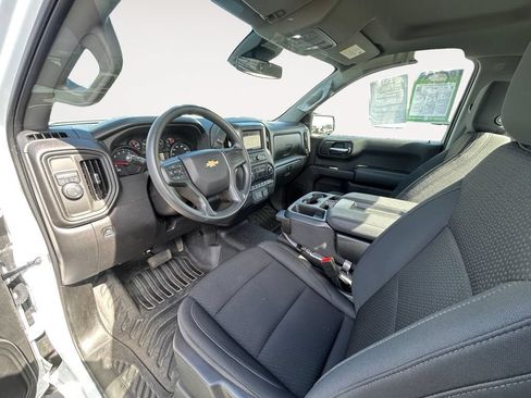 Used 2025 Chevrolet Silverado 1500 W/T RWD image 13