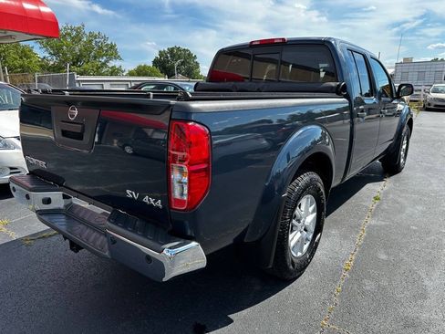 Used 2020 Nissan Frontier SV AWD/4WD image 7