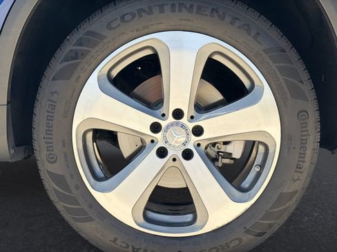 Used 2017 Mercedes-Benz GLC 300 image 31