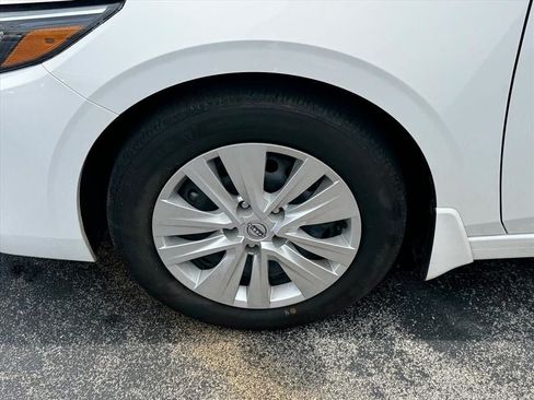 Used 2024 Nissan Sentra S FWD image 18