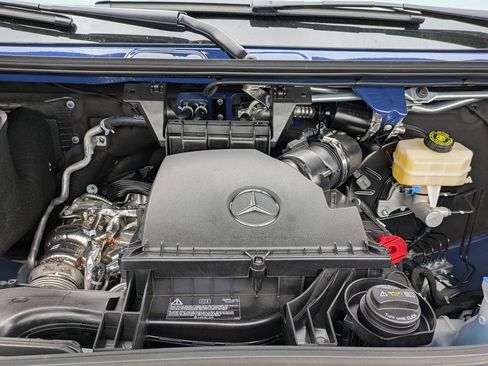 New 2025 Mercedes-Benz Sprinter 2500 image 9