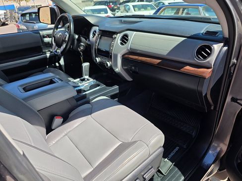 Used 2019 Toyota Tundra Limited w/ Limited Premium Package RWD image 15