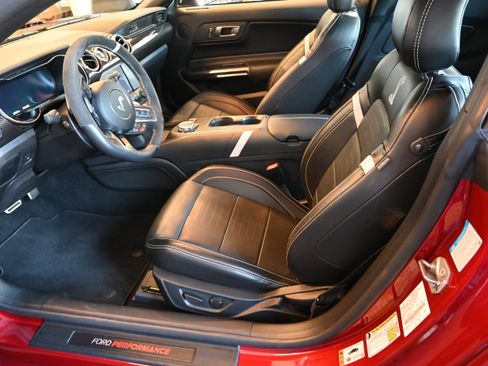 Used 2020 Ford Mustang Shelby GT500 w/ Technology Package RWD image 52