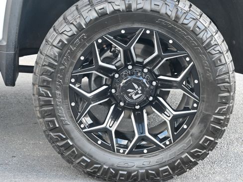 Used 2024 Chevrolet Silverado 2500 LTZ w/ LTZ Plus Package image 14