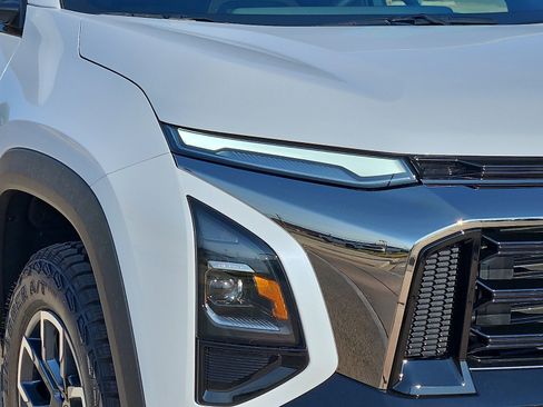New 2027 Chevrolet Equinox ACTIV FWD image 8
