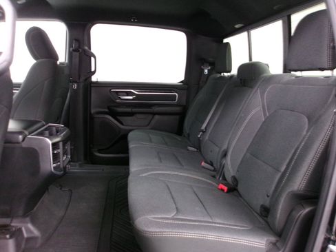 Used 2019 RAM 1500 Big Horn AWD/4WD image 8