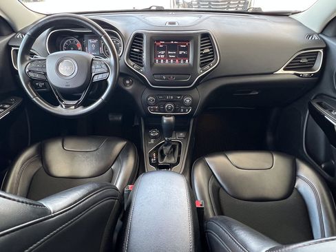 Used 2020 Jeep Cherokee Latitude Plus AWD/4WD image 26