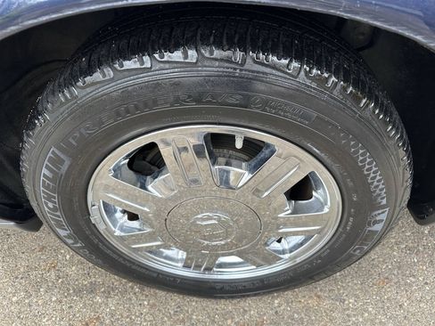 Used 2004 Cadillac De Ville FWD image 28