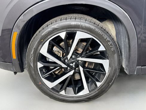 Used 2023 Mitsubishi Outlander SE AWD/4WD image 38