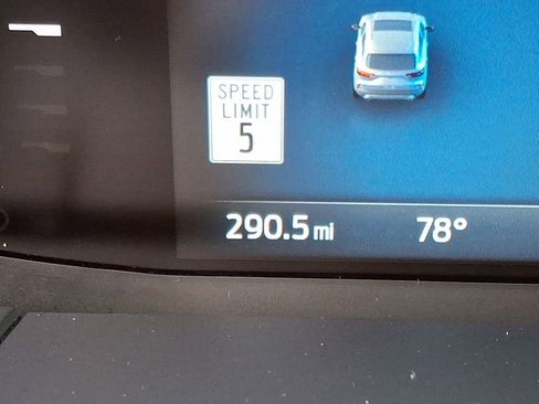 Used 2025 Ford Escape SE image 21