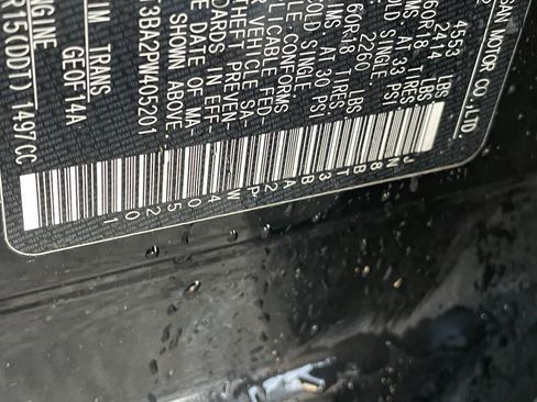 Used 2023 Nissan Rogue SV image 33