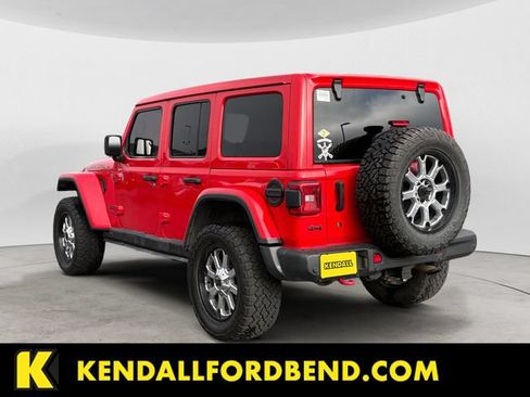 Used 2019 Jeep Wrangler Unlimited Rubicon w/ Advanced Safety Group AWD/4WD image 3
