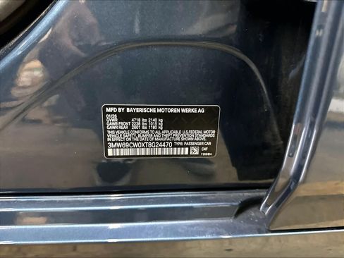 Used 2026 BMW 330i Sedan w/ Convenience Package RWD image 33