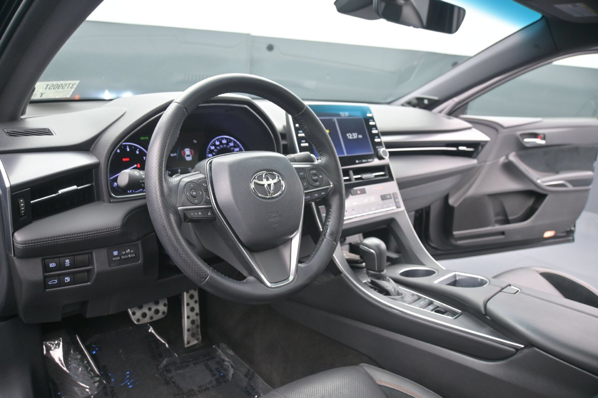 Used 2019 Toyota Avalon XSE FWD image 20