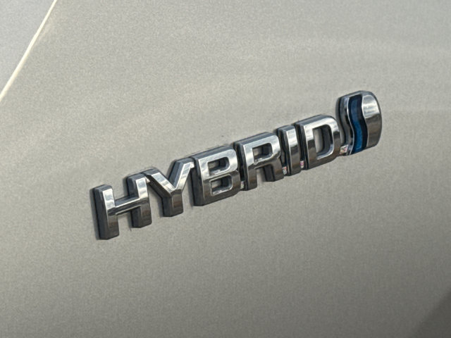 Used 2018 Toyota Prius Four Touring FWD image 5