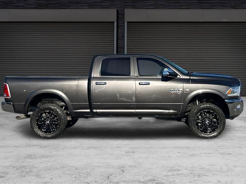 Used 2017 RAM 2500 Laramie image 3