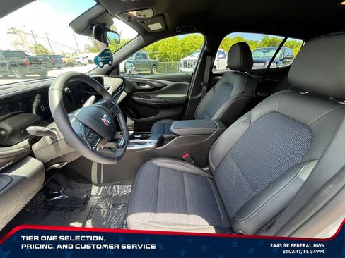 Used 2025 Buick Envista Preferred w/ Convenience I Package FWD image 10