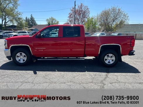 Used 2018 Chevrolet Silverado 1500 LT w/ All Star Edition image 4