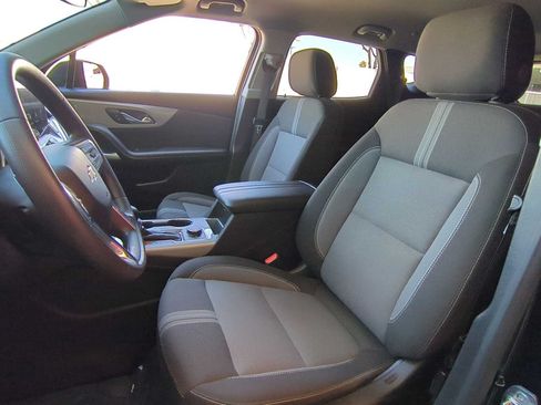 Used 2025 Chevrolet Blazer LT FWD image 22
