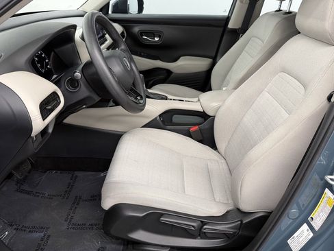 Used 2023 Honda HR-V LX image 16