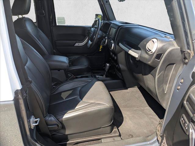 Used 2017 Jeep Wrangler Sahara w/ Quick Order Package 24E Chief AWD/4WD image 17