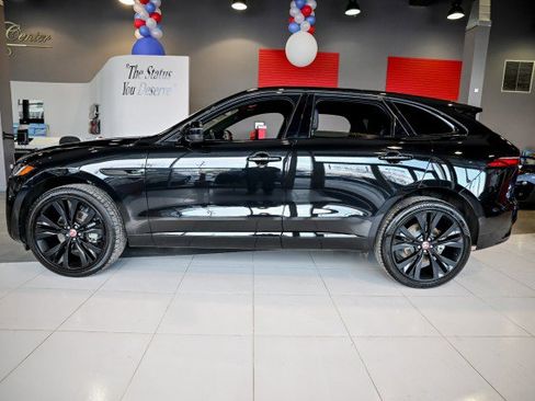 Used 2023 Jaguar F-PACE S image 8