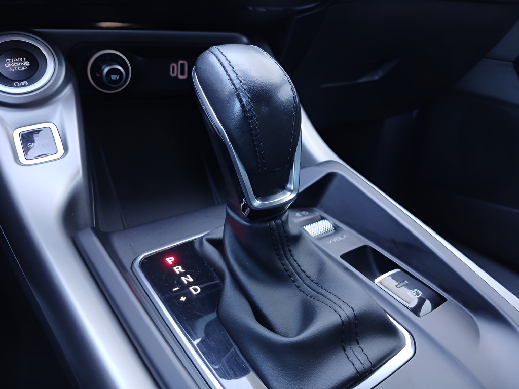 Used 2024 Dodge Hornet R/T w/ R/T Blacktop Package AWD/4WD image 12