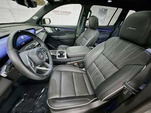 Used 2026 Buick Enclave Avenir w/ Super Cruise Package AWD/4WD image 23