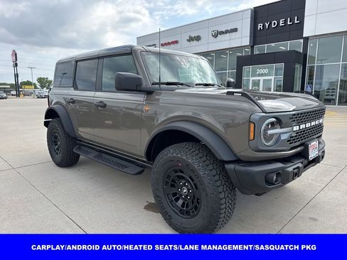 New 2026 Ford Bronco Badlands w/ Sasquatch Package AWD/4WD image 1
