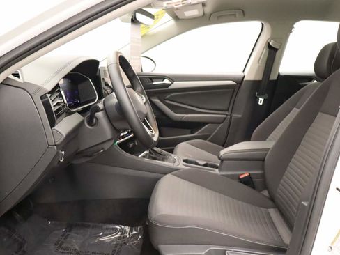 Used 2025 Volkswagen Jetta S image 16