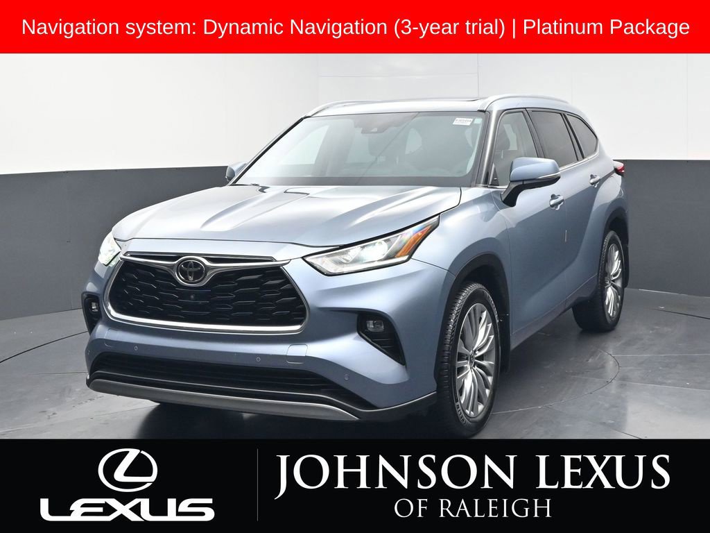 Used 2021 Toyota Highlander Platinum AWD/4WD image 1
