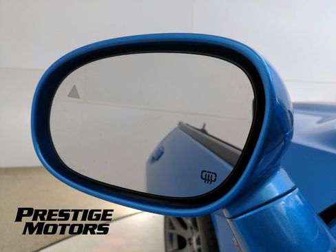 Used 2016 Dodge Challenger SRT RWD image 16