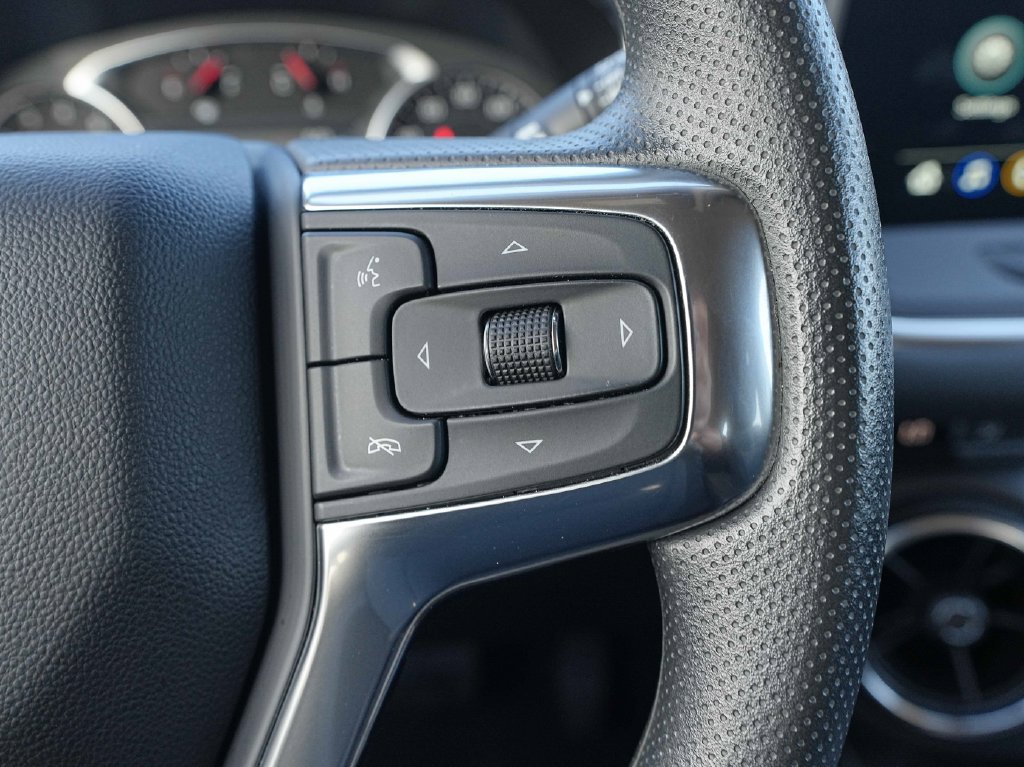 Used 2025 Chevrolet Blazer LT AWD/4WD image 37