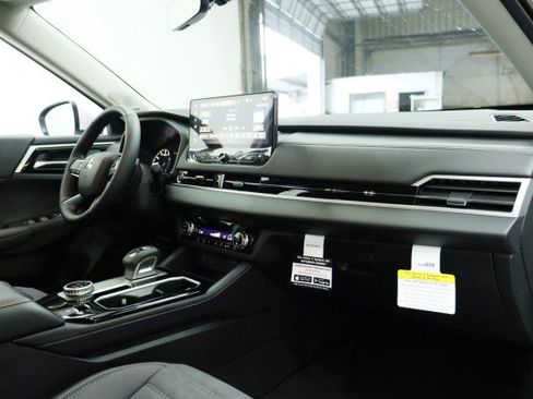 New 2026 Mitsubishi Outlander SE FWD image 17