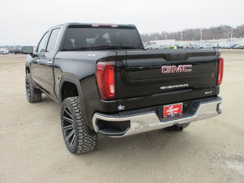 New 2026 GMC Sierra 1500 SLT w/ SLT Convenience Package image 10