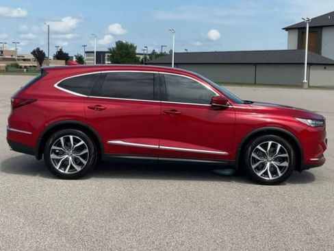 Used 2022 Acura MDX SH-AWD w/ Technology Package image 9