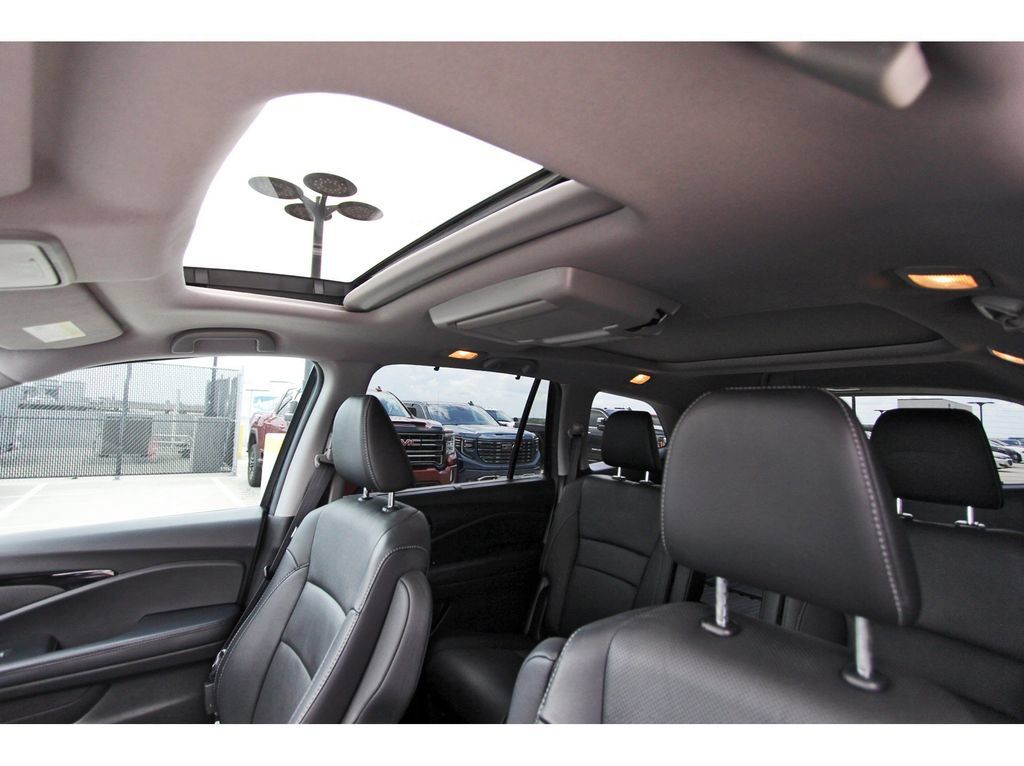 Used 2022 Honda Pilot Elite image 28