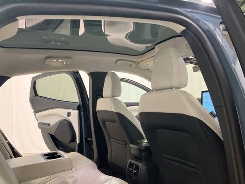 Used 2023 Ford Mustang Mach-E Premium image 28