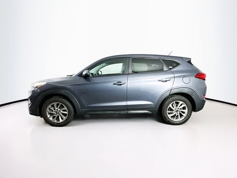 Used 2018 Hyundai Tucson SE image 4