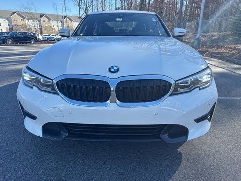 Certified 2022 BMW 330i Sedan w/ Premium Package image 2