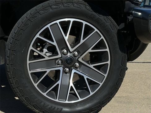 Used 2024 Jeep Wrangler High Altitude image 11