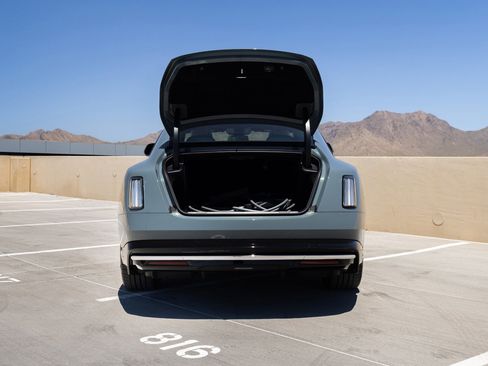Used 2024 Rolls-Royce Spectre w/ Spectre Launch Package AWD/4WD image 23