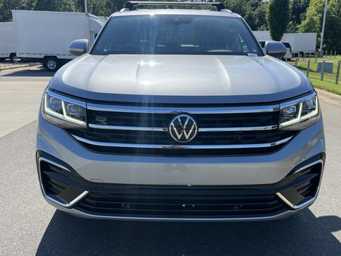 Used 2022 Volkswagen Atlas Cross Sport SEL R-Line AWD/4WD image 4