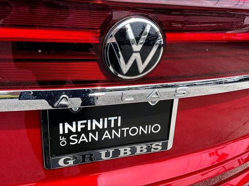 Used 2024 Volkswagen Atlas Cross Sport SEL Premium R-Line AWD/4WD image 42