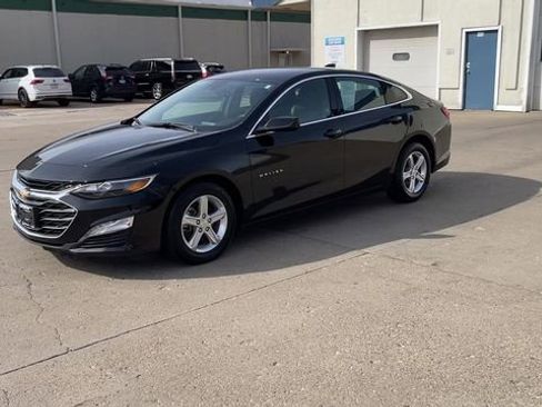 Used 2023 Chevrolet Malibu LT image 4