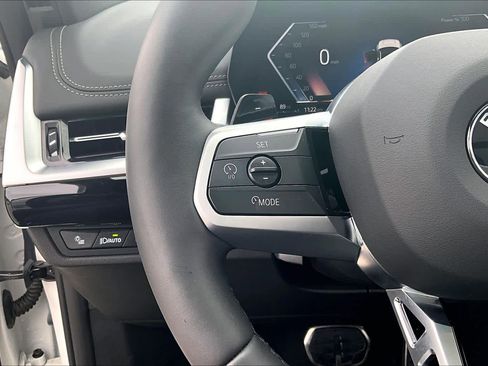 Used 2025 BMW X1 xDrive28i w/ Premium Package image 22