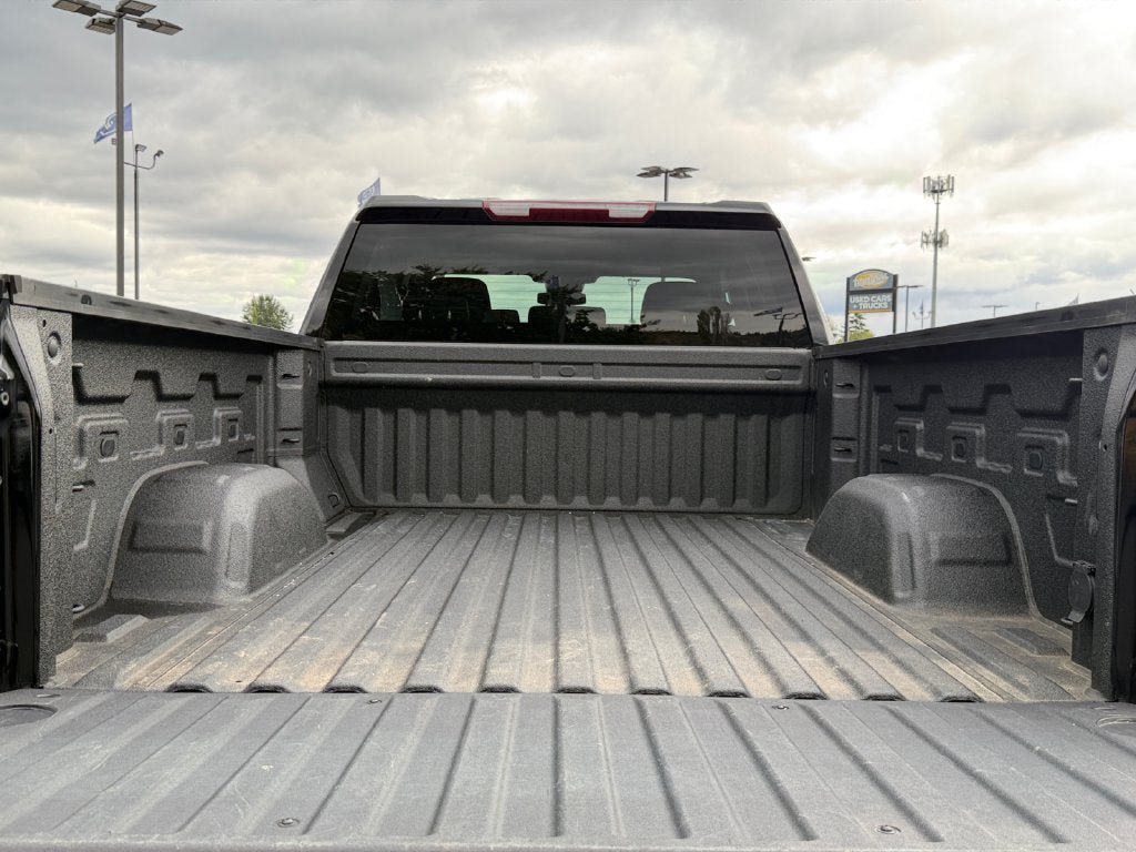 Used 2024 Chevrolet Silverado 1500 LT w/ Z71 Off-Road Package AWD/4WD image 23